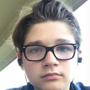 Meet your Posher, Nicholas